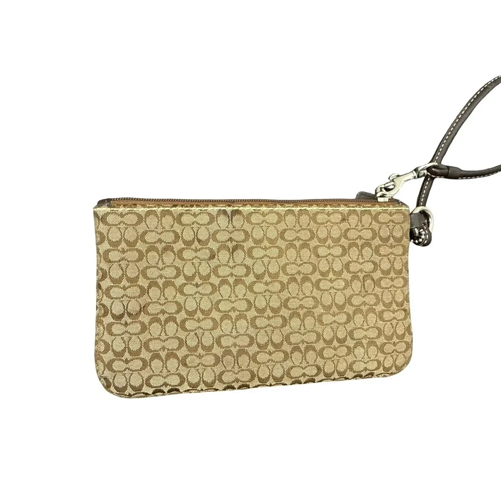 Coach Soho Mini Signature Large Slim Buckle Wristlet Wallet Khaki Mahogany